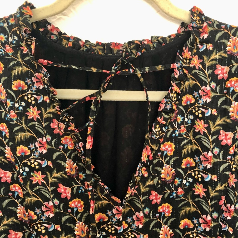 Floral Print Ruffles Dress - Picture 7 of 8